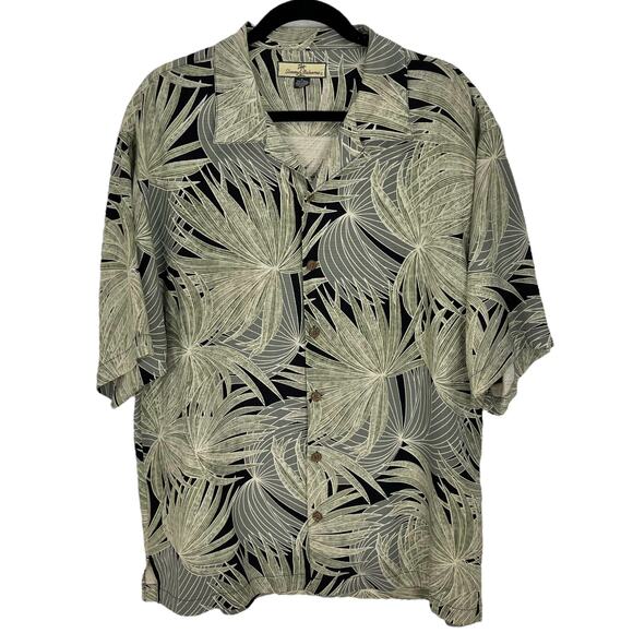 TOMMY BAHAMA HAWAIIAN Shirt Men's Size LARGE Green Gray 100% SILK Short-Sleeve - Picture 1 of 5